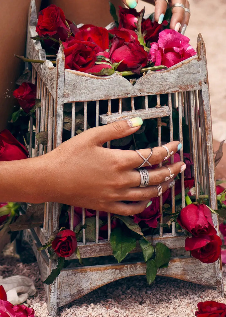 Obraz na płótnie - Woman with Roses