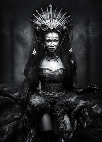 Poster - Black Hestia