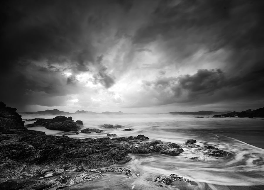 Poster - Storm In The Dark