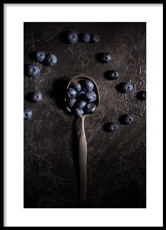 Poster - Blueberries in a spoon