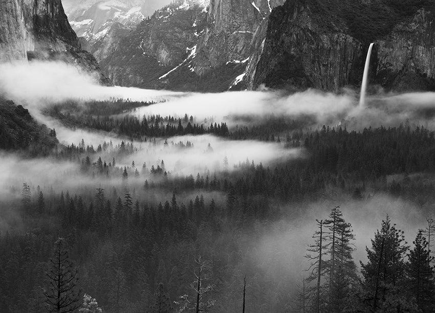 Canvastavla - Foggy Mountains